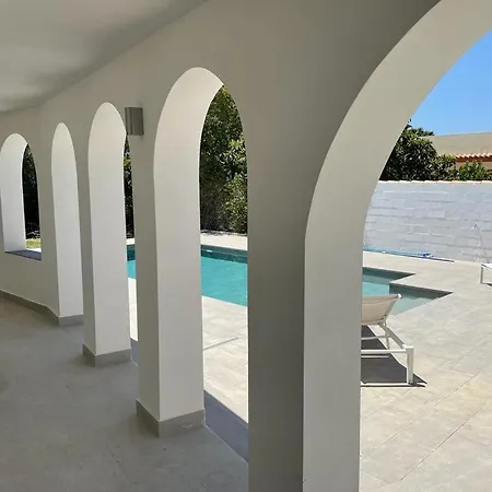 Casa De Arcos *